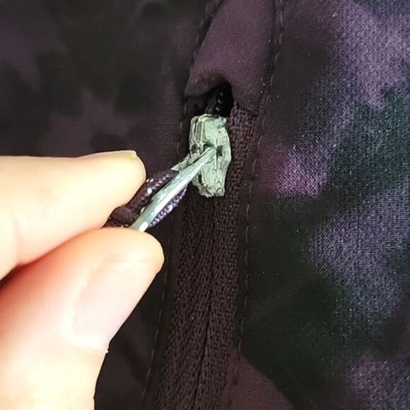 Eddie Bauer Dark Purple Patterned Soft Shell Jacket - Size Medium - Picture 15 of 15